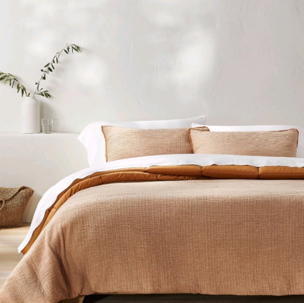 Casaluna Full/Queen Set Textured Cotton Chambray Comfort & Sham Warm Brown - Picture 2 of 7